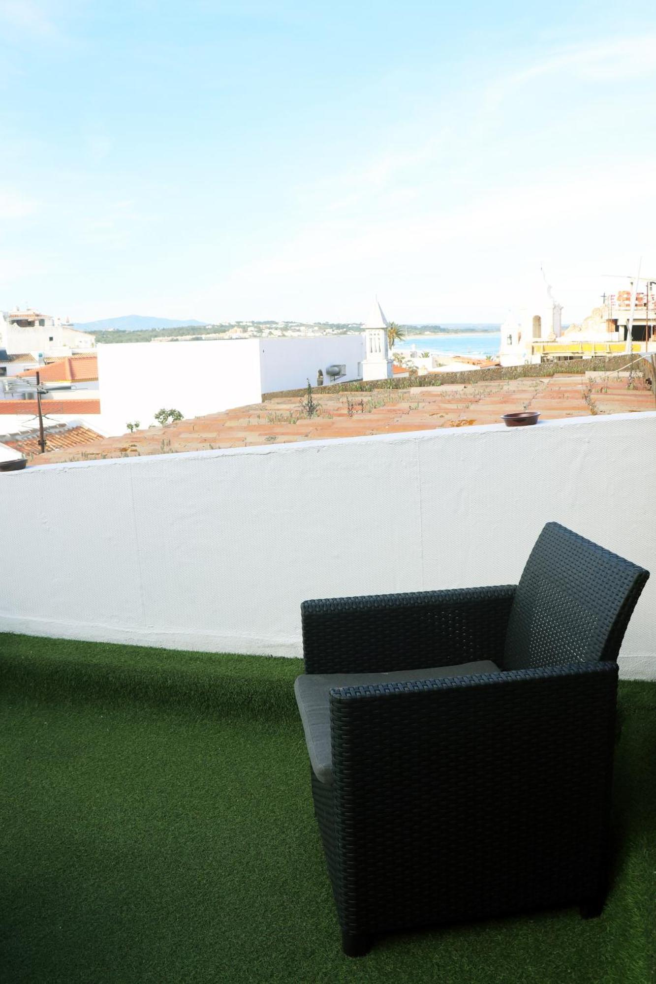 Jjs Yard Hostel Lagos Bagian luar foto